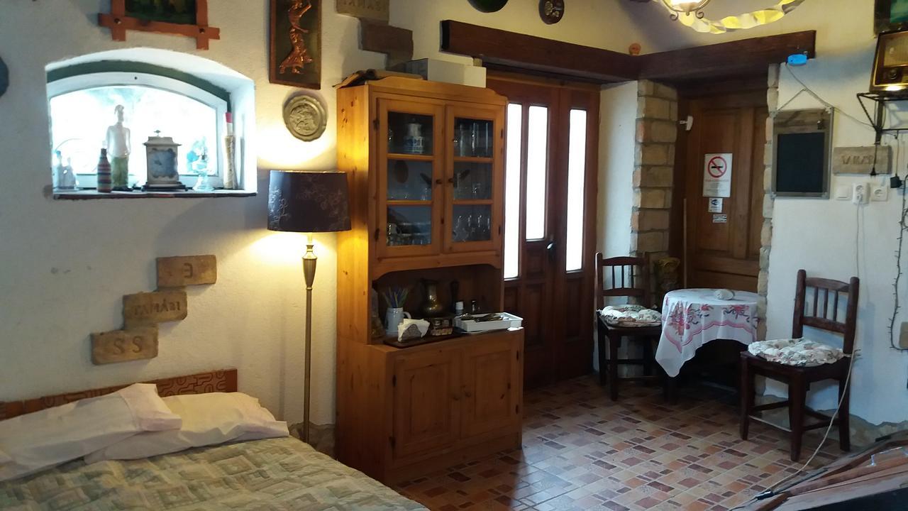 Nicolaj Vendeghaz Es Tanya酒店 外观 照片